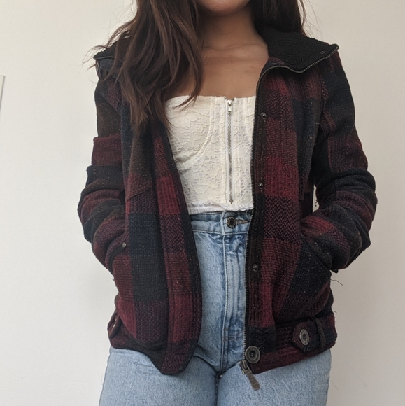 Fall Plaid Jacket - Picture 3 of 3